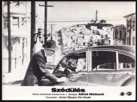 Alfred Hitchcock (1899-1980) angol filmrendező portréja (modern nagyítás) és két filmjének egy-egy j...