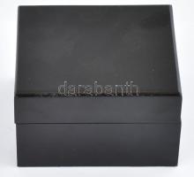 Helvetia kvarc karóra, holdfázisos, eredeti dobozában. Működő, jó állapotban. 40x43 mm, Bőr szíjjal