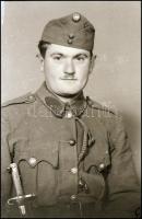 cca 1943 és cca 1955 között készült felvételek katonákról, a kiskunfélegyházi Marika-fotóműterem hag...