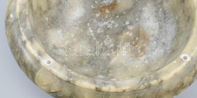 Márvány asztali kínáló fúrásnyomokkal. d: 15 cm