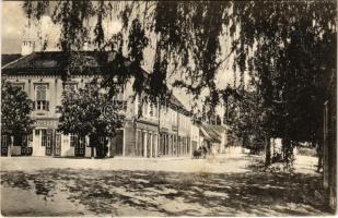 Szászsebes, Mühlbach, Sebesul Sasesc, Sebes; Str. Mihai Viteazul / Sikulorumgasse / utca, takarékpénztár, üzletek. Erich Hutter kiadása / street view, savings bank, shops (EK)