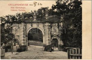Gyulafehérvár, Karlsburg, Alba Iulia; Alsó Károly-kapu, katona. Petri F. Vilmos kiadása / Unteres Karlstor / castle gate with K.u.K. soldier (Rb)