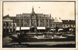 1927 Szatmárnémeti, Szatmár, Satu Mare; Piata Bratianu / tér, üzletek, takarékpénztár / square, shops, savings bank. photo (fl)