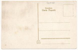 Nagyvárad, Oradea; Egyesülési tér, villamos, Fekete Sas szálloda / Piata Unirii / square, tram, hote...