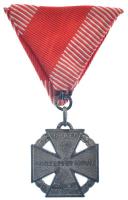 1916. "Károly-csapatkereszt" ezüstözött fém kitüntetés mellszalagon T:VF patina, kopott ez...