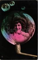 1907 Hölgy montázs pipa buborékokban / Montage, lady in bubbles with pipe (EK)
