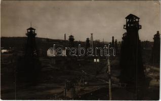 1930 Moreni, Valea Parscovului / oil field, oil well, oil rig (EK)