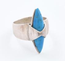 Ezüst (Ag) kék köves gyűrű, jelzett, méret: 58, bruttó: 6,5 g