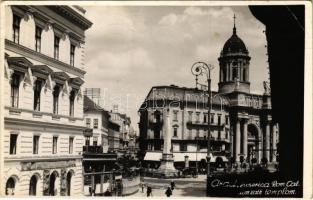 1935 Arad, Római katolikus templom, tér, szobor, Bere étterem, vendéglő, szobor, Dacia Romania, City Drogueria / church, square, shops, restaurant, monument. photo (EK)