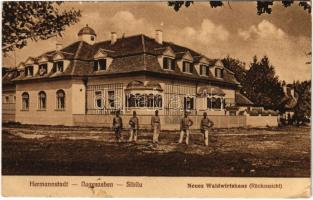 Nagyszeben, Hermannstadt, Sibiu; Neues Waldwirtshaus (Rückansicht) / Erdei vendéglő, katonák. Karl Engber kiadása/ Forest restaurant, K.u.K. soldiers (EK)