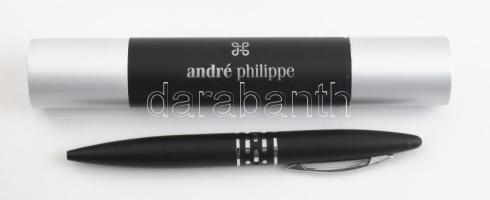 Elegáns aláíró VIP toll. Tömör fém, fekete áttört króm szerelékkel, elegáns ,,André Philippe tokban. 14 cm