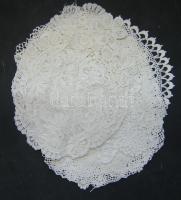16db kézi horgolású csipketerítő eltérő méretben