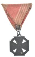 1916. "Károly-csapatkereszt" fém kitüntetés mellszalagon T:VF patina Hungary 1916. "C...