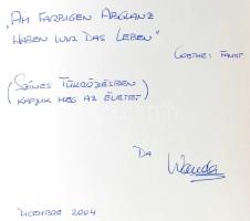 Egy festő, ha fényképez. Rozsda Endre. A magyar fotóművészet történetéből 35. Bp., 2004., Magyar Fot...