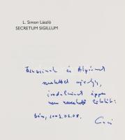 L. Simon László: Secretum Sigillum. Pixel-Könyvek No. 1. Bp.,2003,Magyar Műhely. Magyar és angol nye...