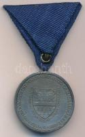 1940. "Erdélyi részek felszabadulásának emlékére" Zn emlékérem modern mellszalaggal. Szign...