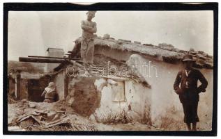 Kecskemét, cigányváros / Zigeunerviertel / Gypsy folklore. photo (non PC)