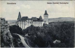 Vajdahunyad, Hunedoara; Cetatea (Castelul) Huniadestilor / várkastély. N. Tintea / castle (EK)