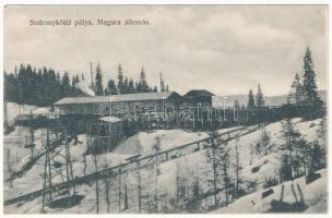 Magura, sodronykötél pálya állomás télen. Löbl fényképészeti műterem / industrial ropeway station, mine (EK)