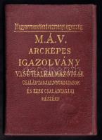 1935 MÁV arcképes kedvezményes igazolvány 4 db bélyeggel