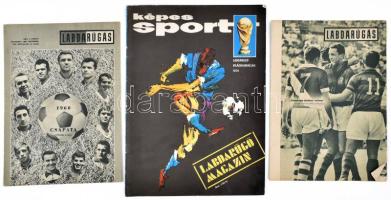 1967-1974 3 db futball témájú újság: Labdarúgás 1967. februári és 1968. decemberi száma + Képes Sport labdarúgó magazin 1974-es világbajnoksággal foglalkozó száma