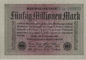 Német Birodalom / Weimari Köztársaság 1923. 50.000.000M (3x) szürke papíron, egymás utáni ill. kis ugrású sorszámokkal T:I,II+