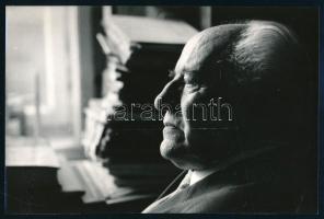 Bárdos Lajos (1899-1986) Kossuth- és Erkel Ferenc-díjas zeneszerző, karnagy, 2 db fotó, a hátoldalon...