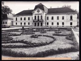 cca 1974 Az óbudai Zichy kastély felújítása 2 db fotó 24x16 cm
