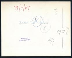 1975 Badari Tibor ökölvívó mérkőzés közben, sajtófotó, a hátoldalon feliratozott, pecséttel jelzett,...