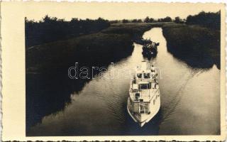 1941 Kúla, Kula; Hajózás a Ferenc csatornán / Danube-Tisa-Danube Canal, ship. photo + 1941 Kula visszatért So. Stpl (EK)