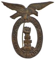 1941. Európa Amatőr Ökölvívó Bajnokságai bronz jelvény (40x37mm) T:XF görbe tű