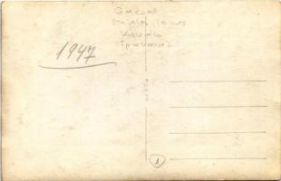 Gacsal Miklós és János kovács iparosok az üzletük előtt. photo