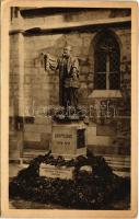 Brassó, Kronstadt, Brasov; Honterus-Denkmal / Honterus szobor / statue, monument (EK)