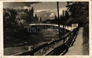 1942 Beszterce, Bistritz, Bistrita; Park részlet, híd. Foto Römischer / Keinzelsteeg / park, bridge (EK)