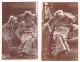 2 db régi finoman erotikus képeslap hölgyekkel / 2 pre-1945 gently erotic postcards with two ladies (Oranotypie)