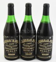 1984 Hosszúhegyi Merlot, 3 palack muzeális bor, hajós-bajai borvidék, szakszerűen tárolt bontatlan palack vörösbor, kopott, sérült címkékkel, 0,75lx3