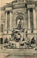 1907 Budapest I. Mátyás király kútja a királyi várpalotában (szakadás / tear)