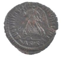 Római Birodalom / Siscia / I. Valentinianus 364-367. AE3 (2,22g) T:XF
Roman Empire / Siscia / Valen...
