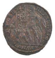 Római Birodalom / Konstantinápoly / II. Constantius 348-351. AE2 (3,74g) T:XF
Roman Empire / Consta...
