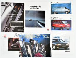 cca 1990-2010 Autós reklámanyagok, képes prospektusok, (Mitsubishi, Saab, Mazda, VW), 7 db, vegyes méretben és állapotban