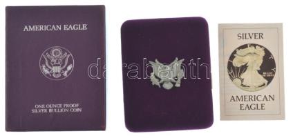 Amerikai Egyesült Államok 1986S 1$ Ag tanúsítvánnyal, dísztokban T:PP kis patina 
USA 1986S 1 Dolla...