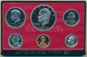 Amerikai Egyesült Államok 1977S 1c-1$ (6xklf) forgalmi sor eredeti, sérült, hiányos tokban T:PP  USA 1977S 1 Cent - 1 Dollar (6xdiff) coin set in original, damaged case with missing pieces C:PP
