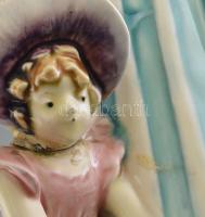 Antik váza, 2db, fajansz, jelzés nélkül, egyik figura feje ragasztott, m: 32 cm