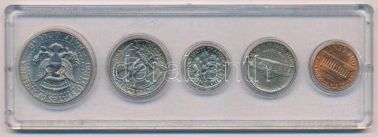 Amerikai Egyesült Államok 1982. 1c Zn + 1982P 5c-1/2$ Cu-Ni (4xklf) forgalmi sor műanyag tokban T:UN...