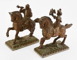 2 db bronzírzott spiáter lovas figura. Jelzettek. 19 cm