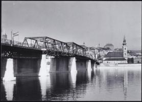 1954 Budapest, Kossuth híd, Katkó István felvétele, utólagos nagyítás, 10×15 cm