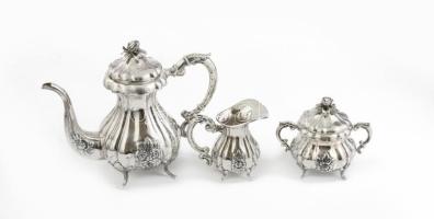 Ezüst (Ag) rózsás, makkos tea kiöntő szett, jelzett, m: 10-22 cm, nettó: 1360 g