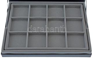 Érmetartó kazetta egy kivehető tálcával, összesen 24db, 50x50mm-es férőhellyel. Használt, de jó álla...