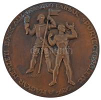 Boldogfai Farkas Sándor (1907-1970) 1949. A Magyar Nemzeti Bank Alkalmazottainak Sportegyesülete bronz emlékérem, hátoldalon TÖMEGSPORT FEJLESZTÉSÉÉRT KNUROVSZKI FERENCNEK gravírozással (120mm) T:XF