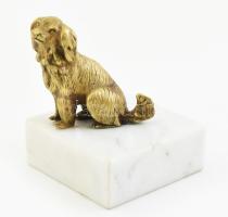 Jelzés nélkül: Pincsi kutya, bronz, márvány talapzaton, m: 9 cm